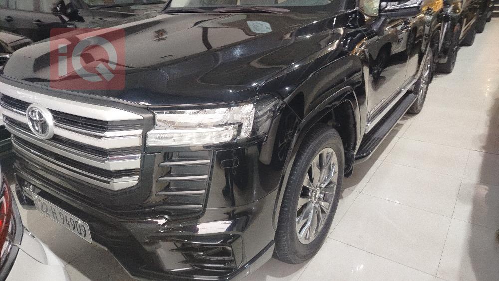 تويوتا لاندكروزر